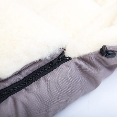 Prémium barna hálózsák vízálló külsővel gyapjú belsővel