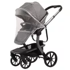 Cărucior Mama Kiddies Icon echipat cu plasă de țânțari.