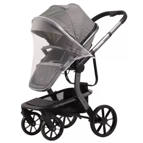 Cărucior Mama Kiddies Icon echipat cu plasă de țânțari.