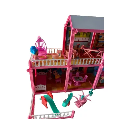 Casă de păpuși – 170 de piese